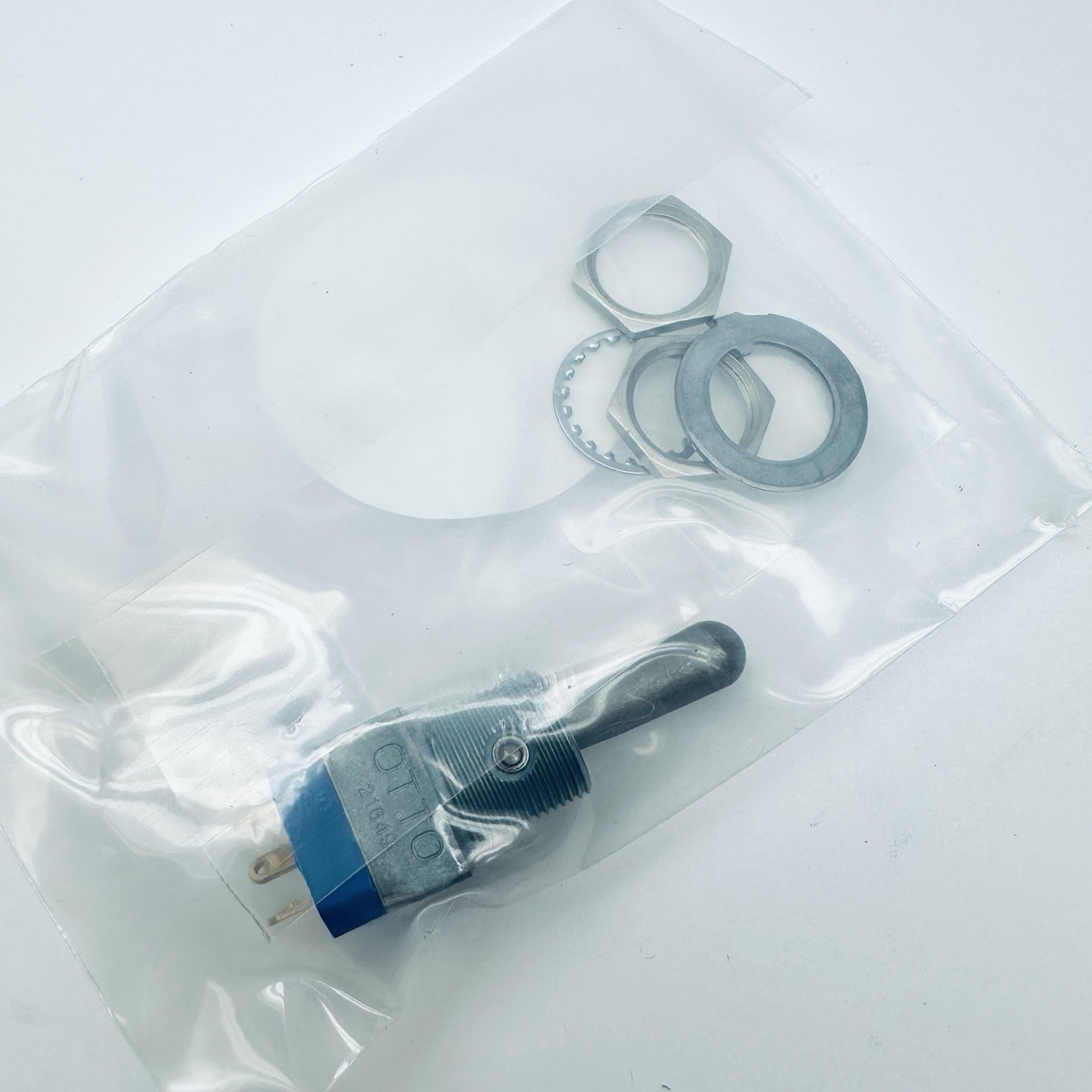 TE Miniature Toggle Switch TE-11261