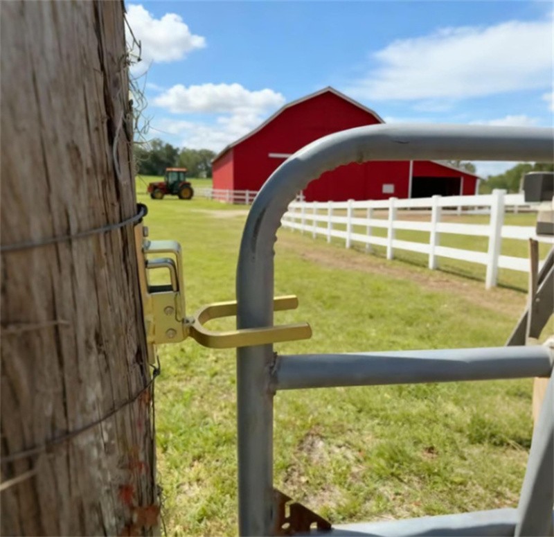 Heavy Duty Instant Locking Gate Latch One-Hand Use for Farm Ranch Backyard