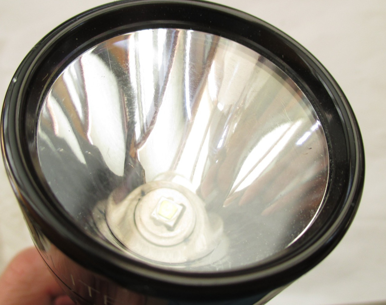 Maglite ML150LR Rechargeable LED Flashlight. 1082 Lumens