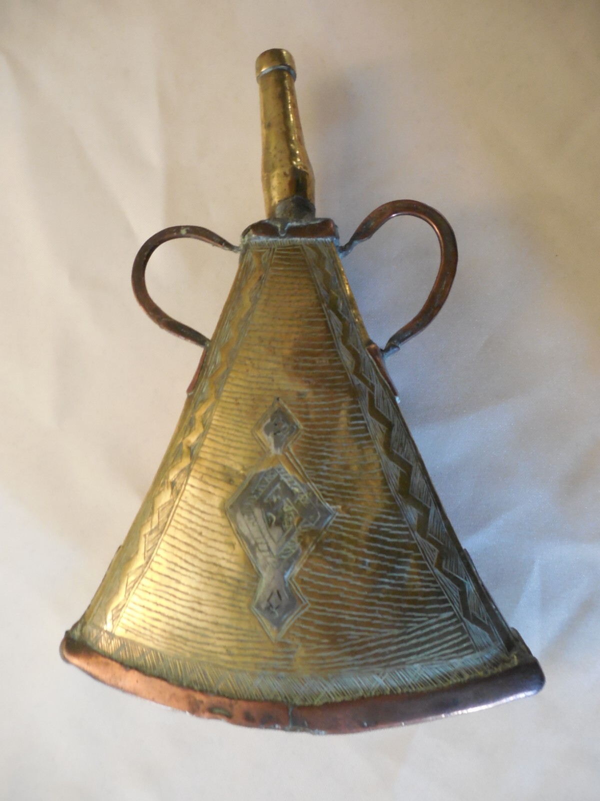 ANTIQUE MOROCCAN BLACK POWDER "POWDER FLASK"
