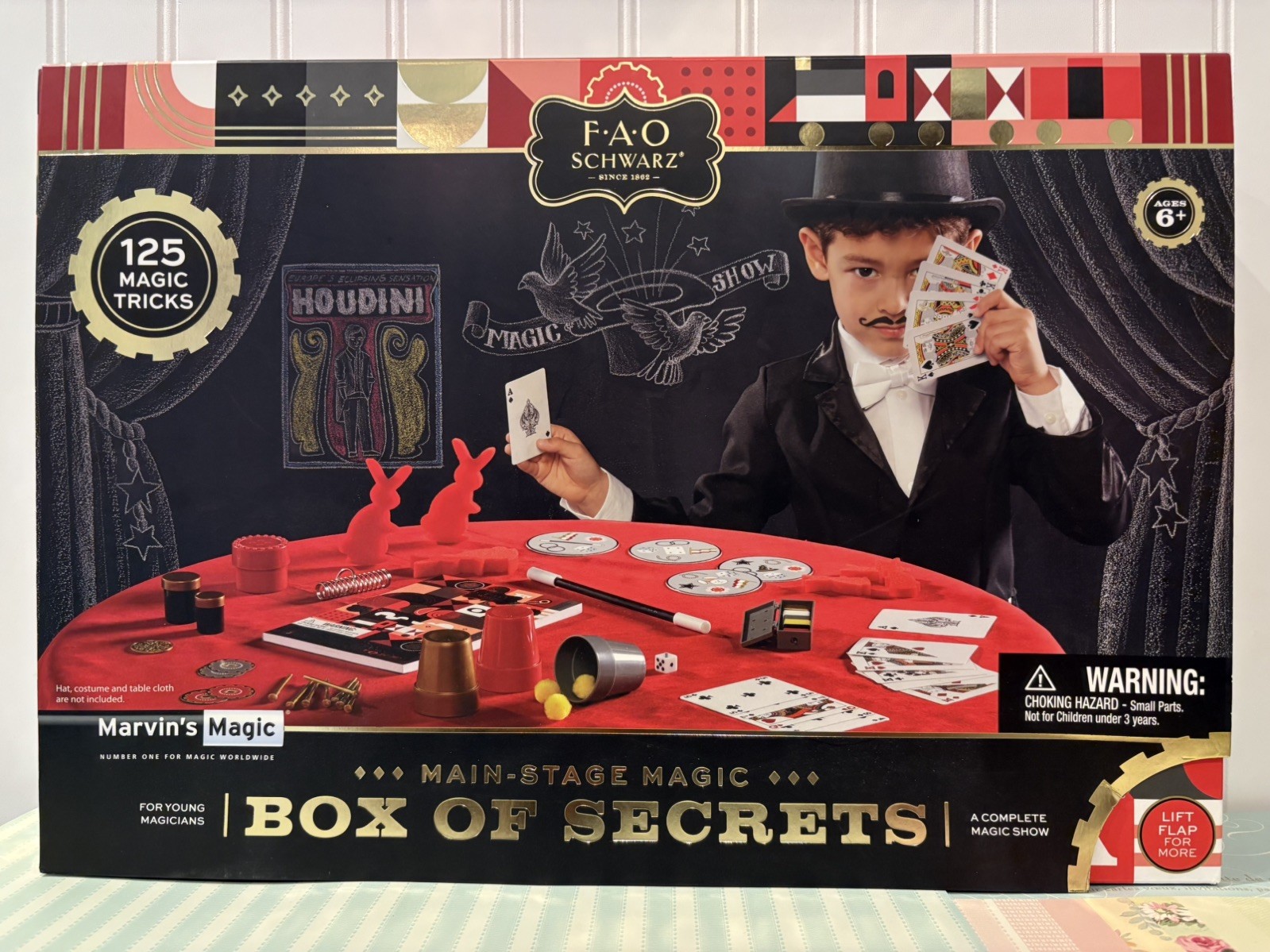 FAO Schwartz Main Stage Magic Box of Secrets Magic Set Ultimate 125 Tricks - NEW