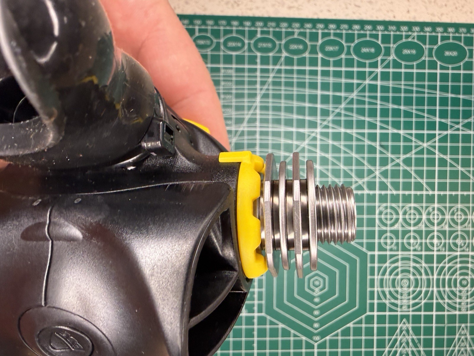 Apeks MTX-R Octo w/ Hose
