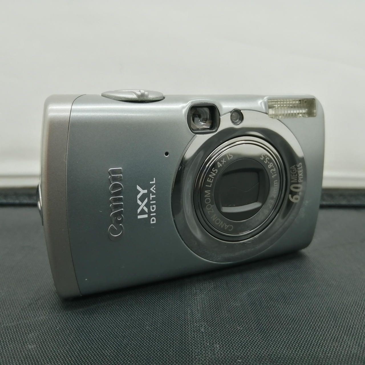 CANON Compact Digital Camera IXY 800IS Used