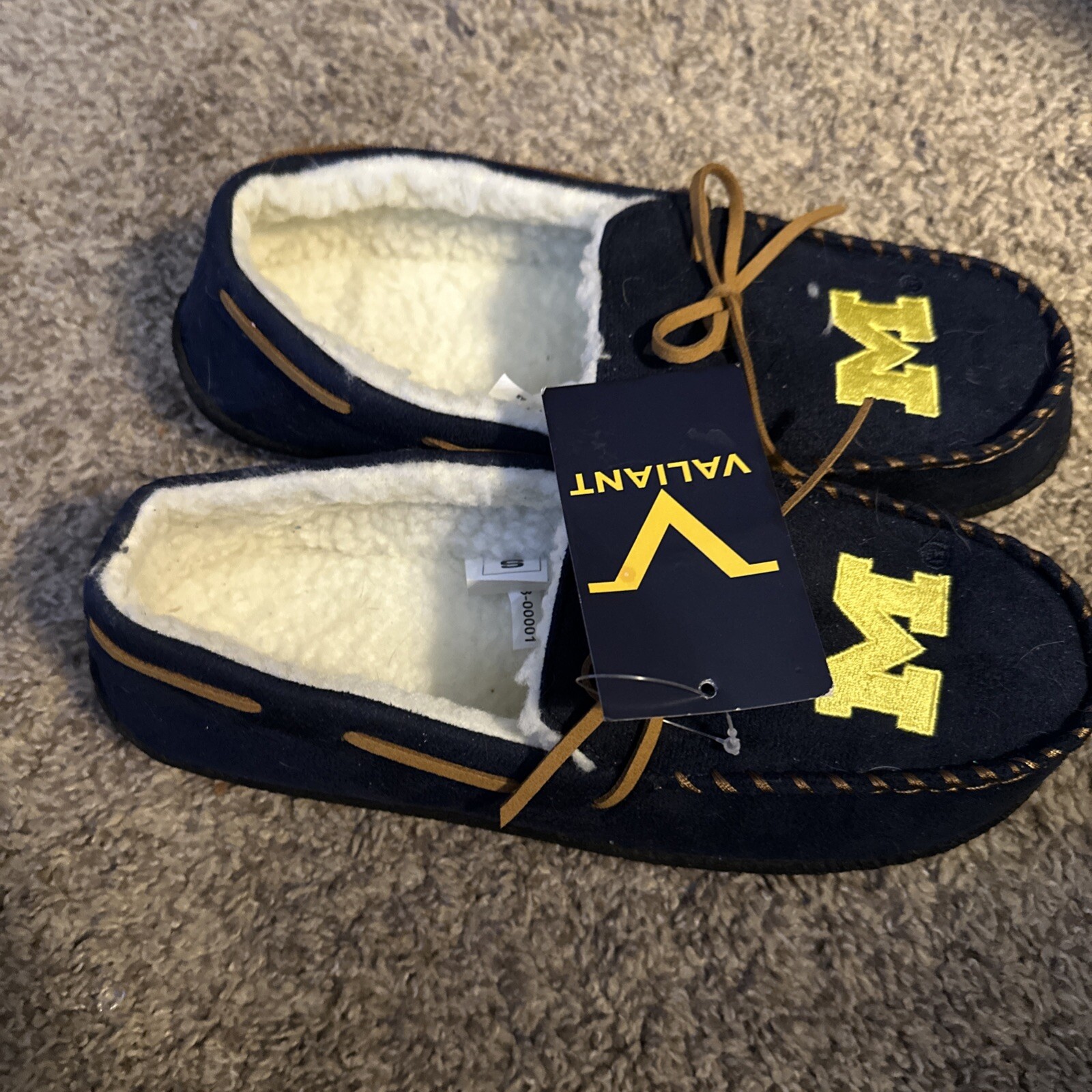 Michigan Wolverines Moccasins Slippers Size Small Blue