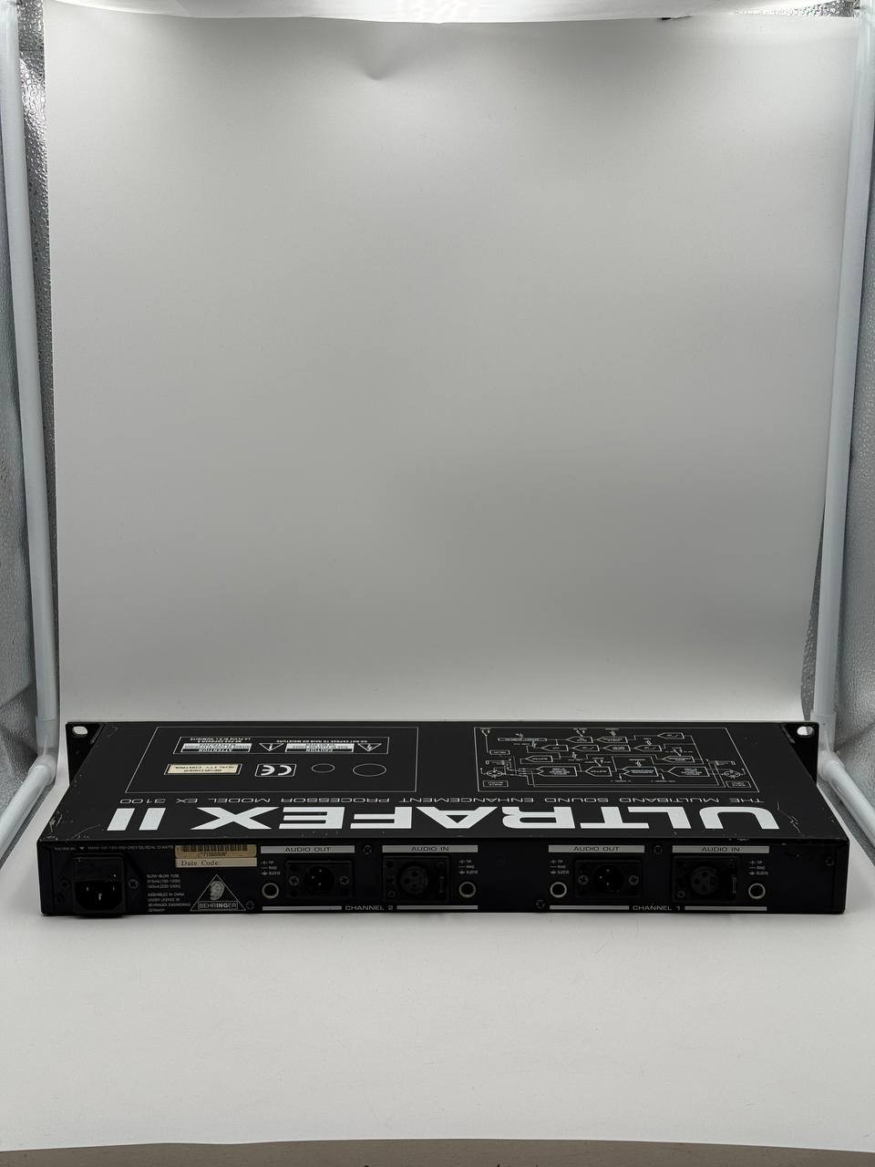 Behringer Ultrafex II EX3100 multiband sound enhancement processor excellent