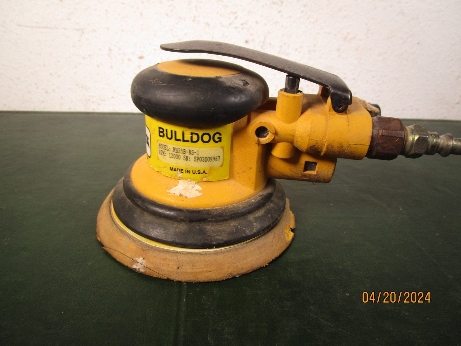 Mirka Bull Dog Air Sander Model MB25B-NS-1