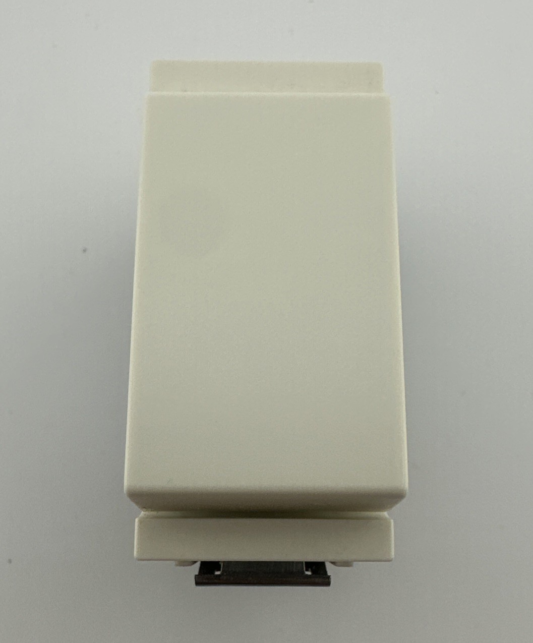 Vimar Idea 17001.B 1P / 16 / AX  / 250 V ~ White 1 Way Switch