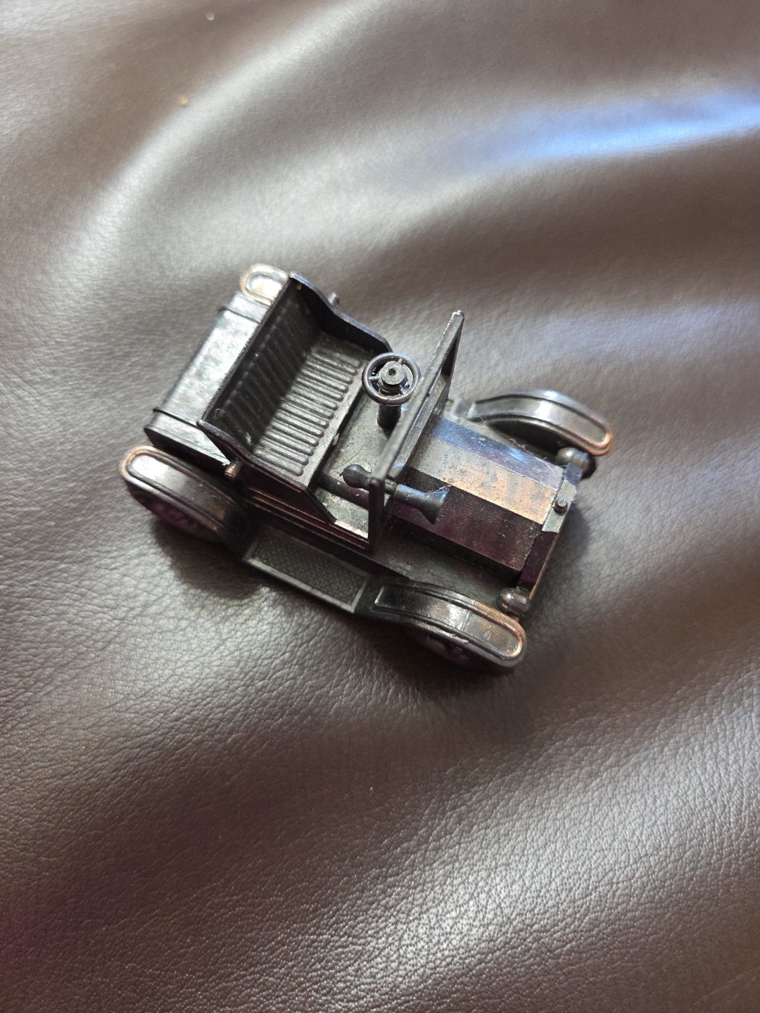 2¾" Antique Finished 1:70 Die Cast Mini 1917 Model T Ford Pencil Sharpener Car