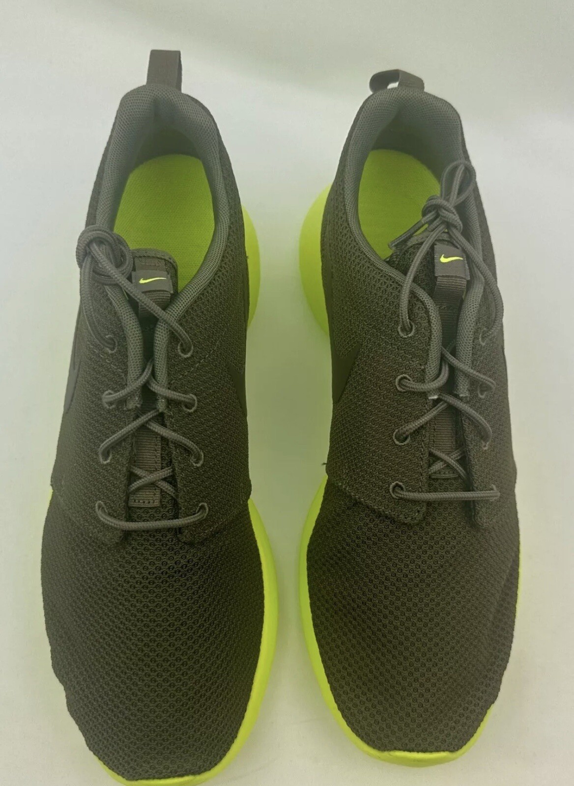 Nike Roshe One Shoes Bamboo Turf Green Deep Volt 511881-307 Men's sizes New