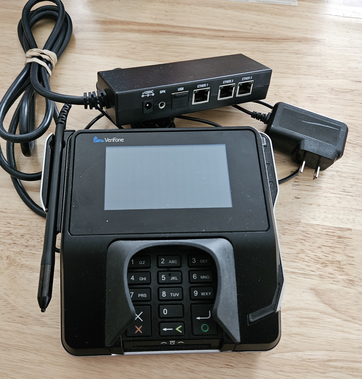 Verifone MX 915 Pin Pad Payment Terminal with AC Power Adapter