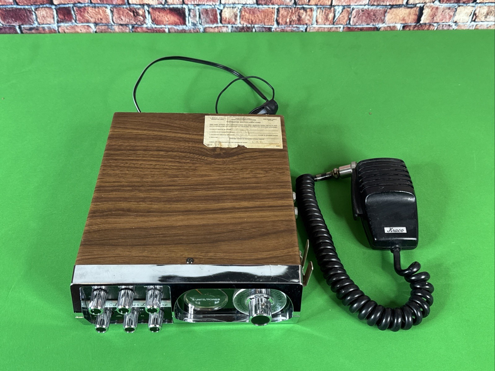 Vintage Kraco CB Super Deluxe KCB 2330B  w/ Microphone, Powers on, Mic Works