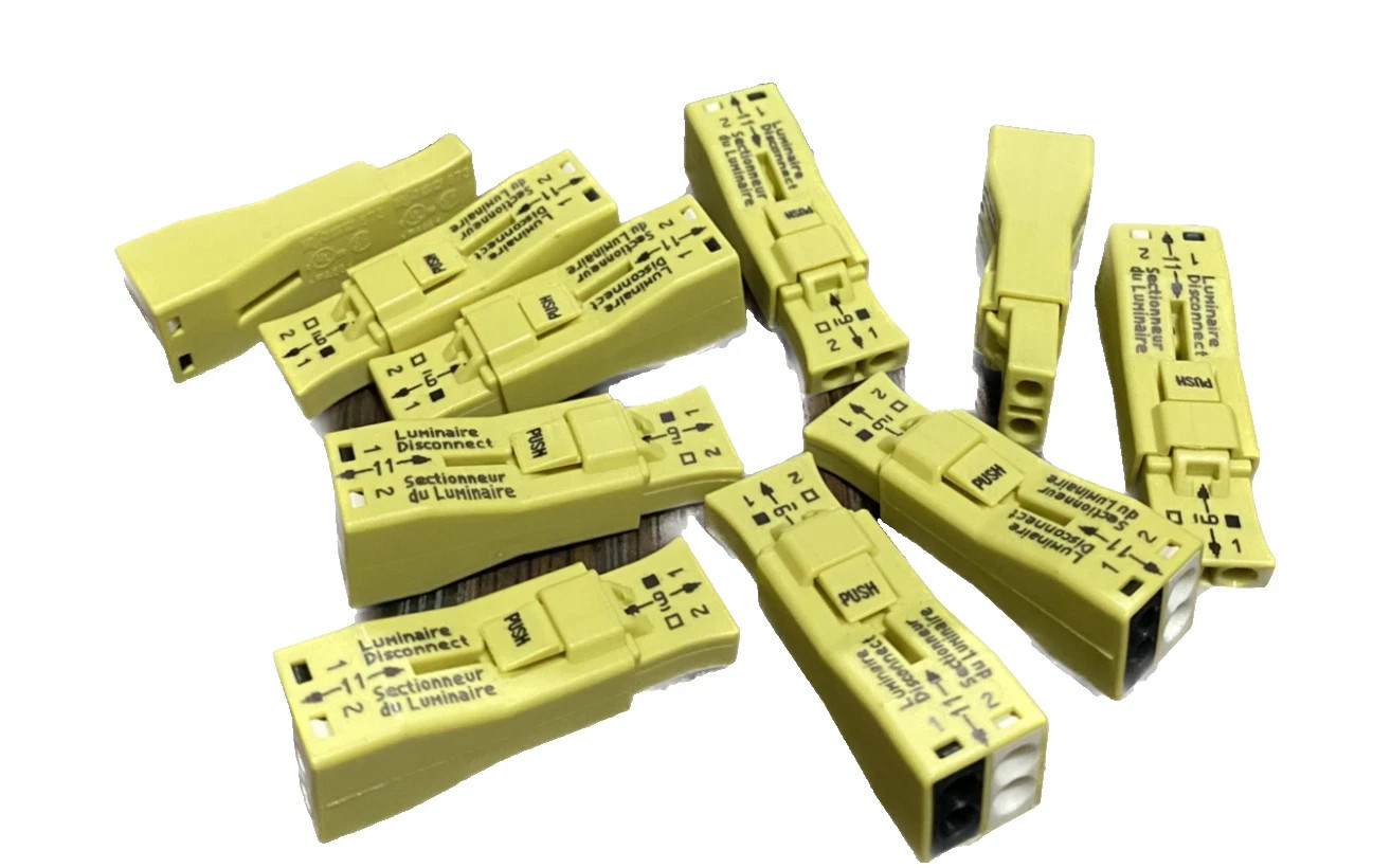 500 pcs Wago 873-902 Luminaire Lumi-Nuts Disconnect - Free Shipping