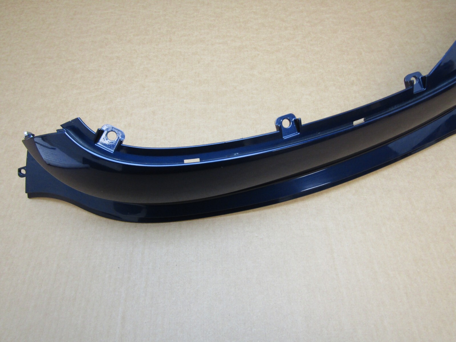 Sym Fiddle III 125 2021 9,518 miles right lower trim panel (12132)