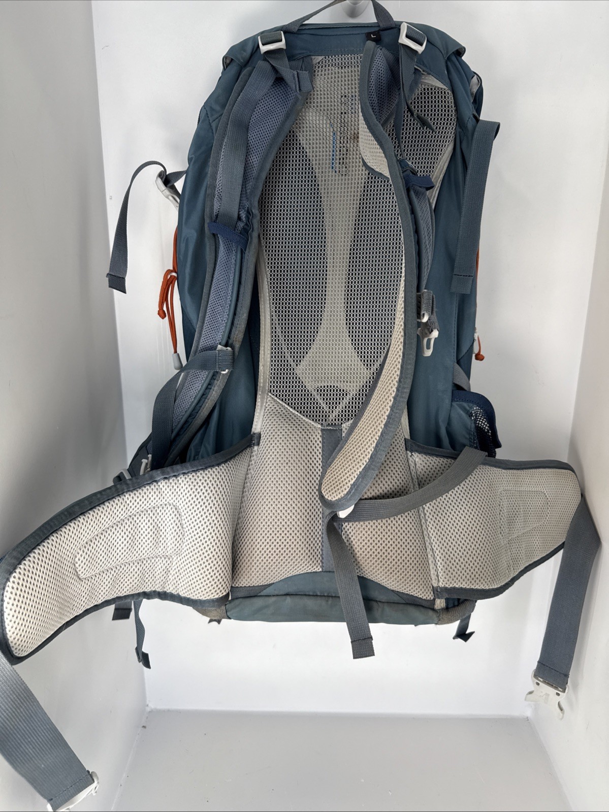 Gregory Z 40 Hiking Backpack (Size Large) Camping Outdoors Scouting