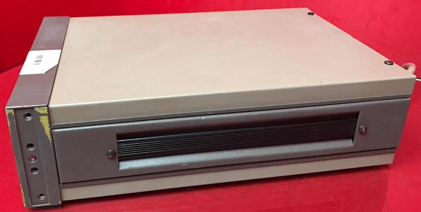 BOONTON 2520 RF CALIBRATOR S/N 26302AD