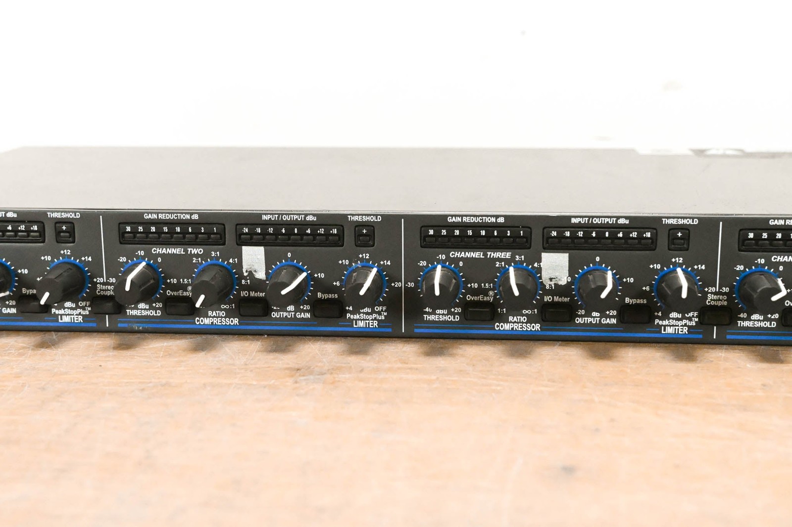 dbx 1046 Quad Compressor/Limiter CG014FE