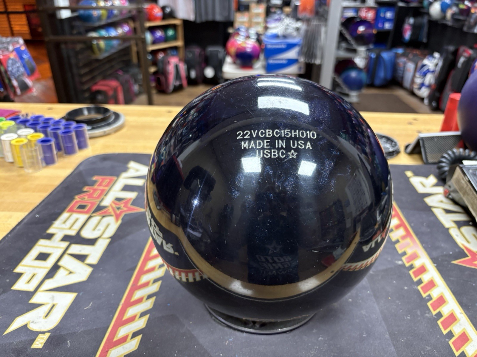Used Storm Dark Code Bowling Ball 15lbs