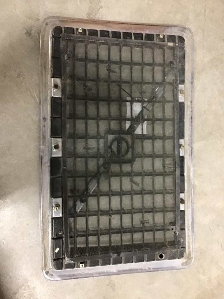 For 2011 VOLVO VNL 2003-2018 GRILLE , MT