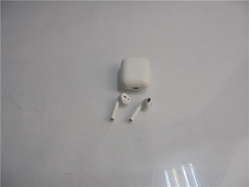 Apple AirPods A1602 Wireless Bluetooth Earbuds with Charging Case Tested