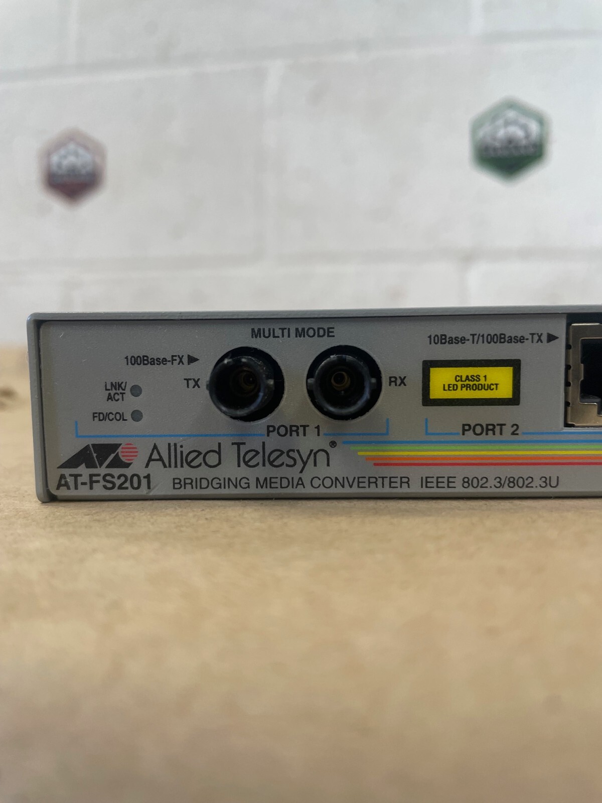 Allied Telesyn AT-FS201 Ethernet Switch