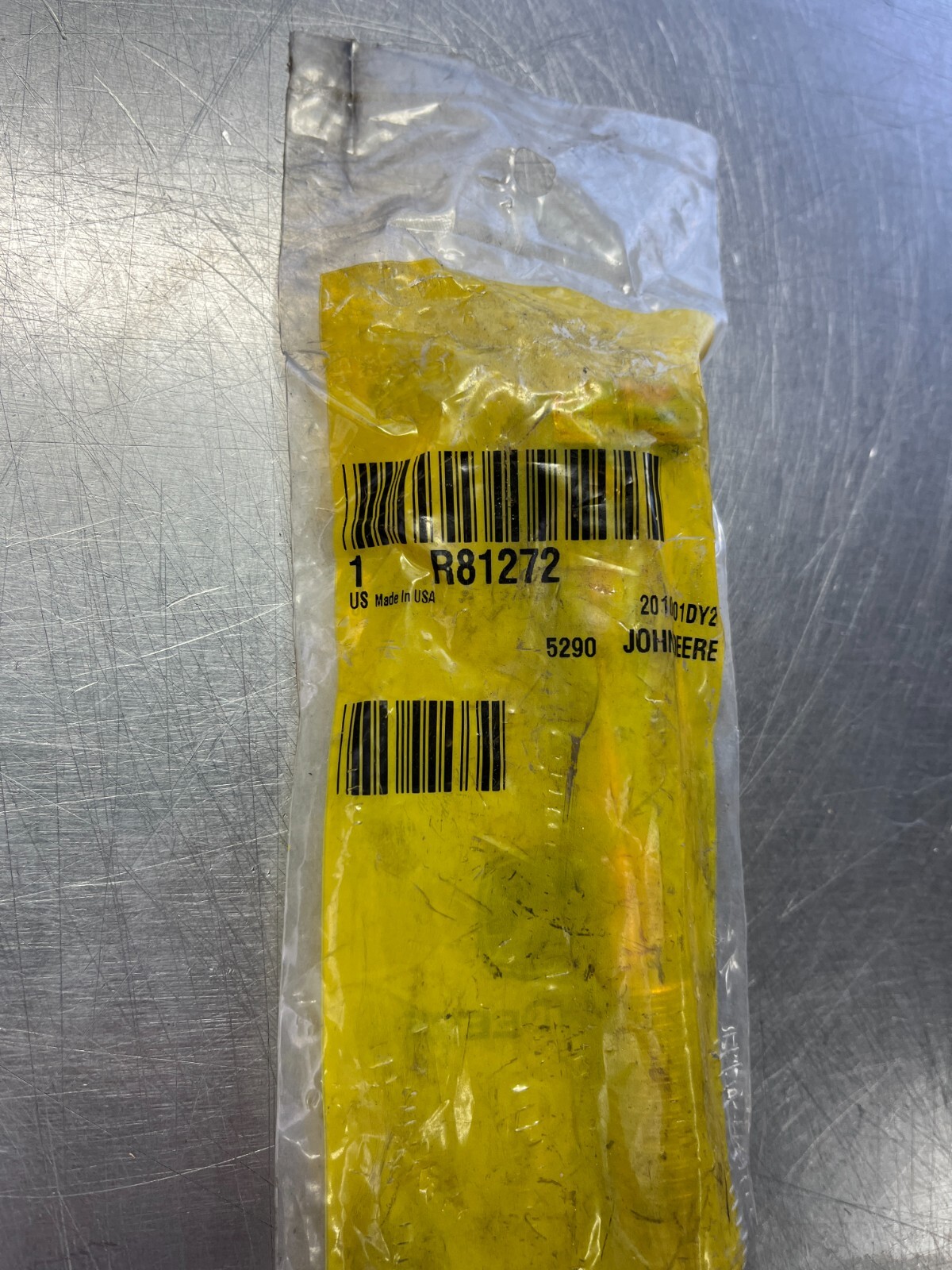 R81272   Genuine OEM   John Deere   BOLT