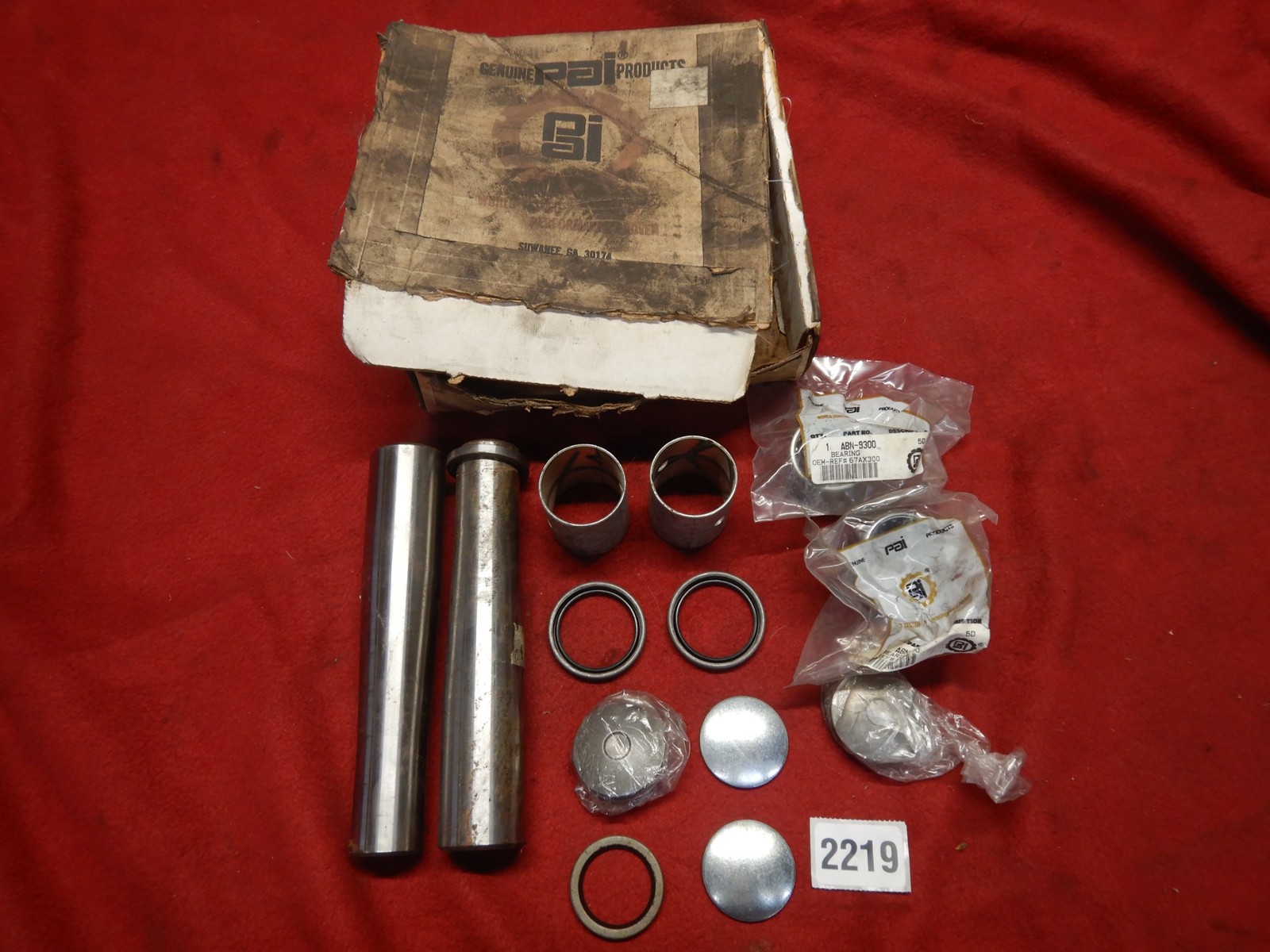 84-05 NOS INTERNATIONAL NAVISTAR TRUCK MACK 301SQ46B KING PIN KIT PAI AKP-9220