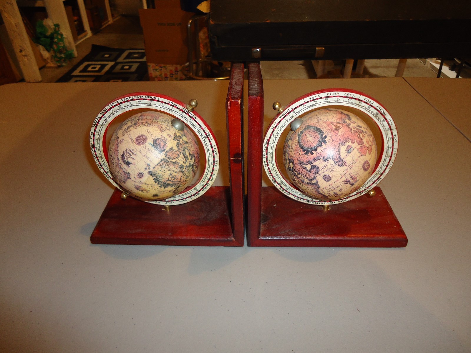 VINTAGE WOODEN BOOKENDS ROTATING GLOBE WORLD GLOBE MAP LOT SET OF TWO
