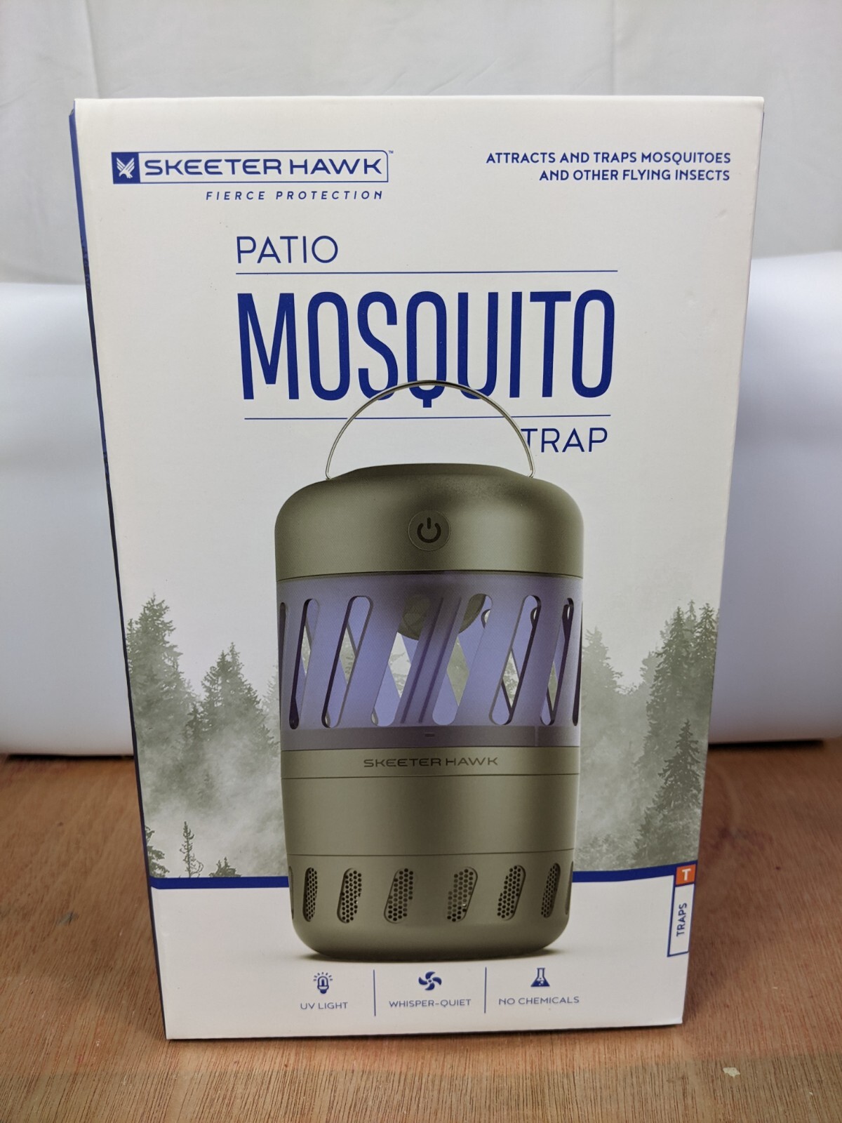 Skeeter Hawk Patio LED UV Mosquito & Flying Insect Trap Attracts Insects Quiet