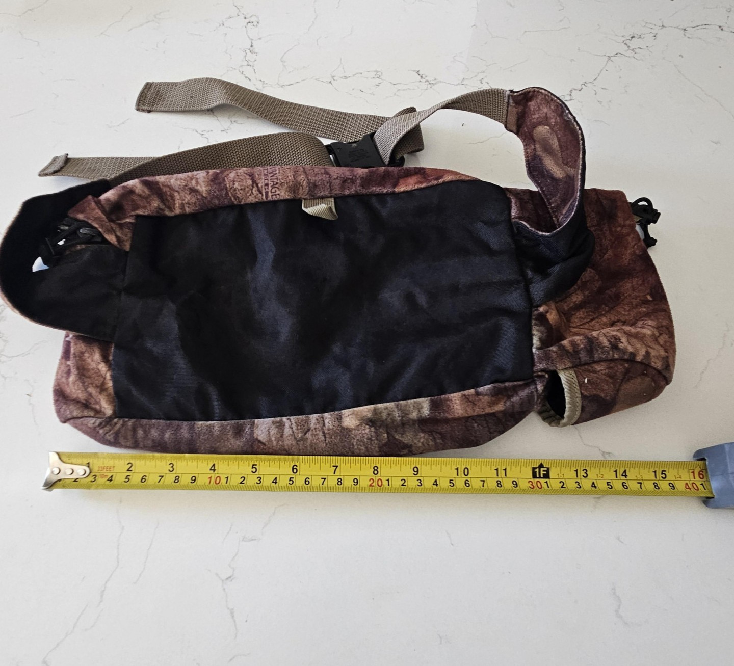 Cabela's Camouflage Waist Pack Fanny Pack Hunting Belt Bag Bottle Holder Gear