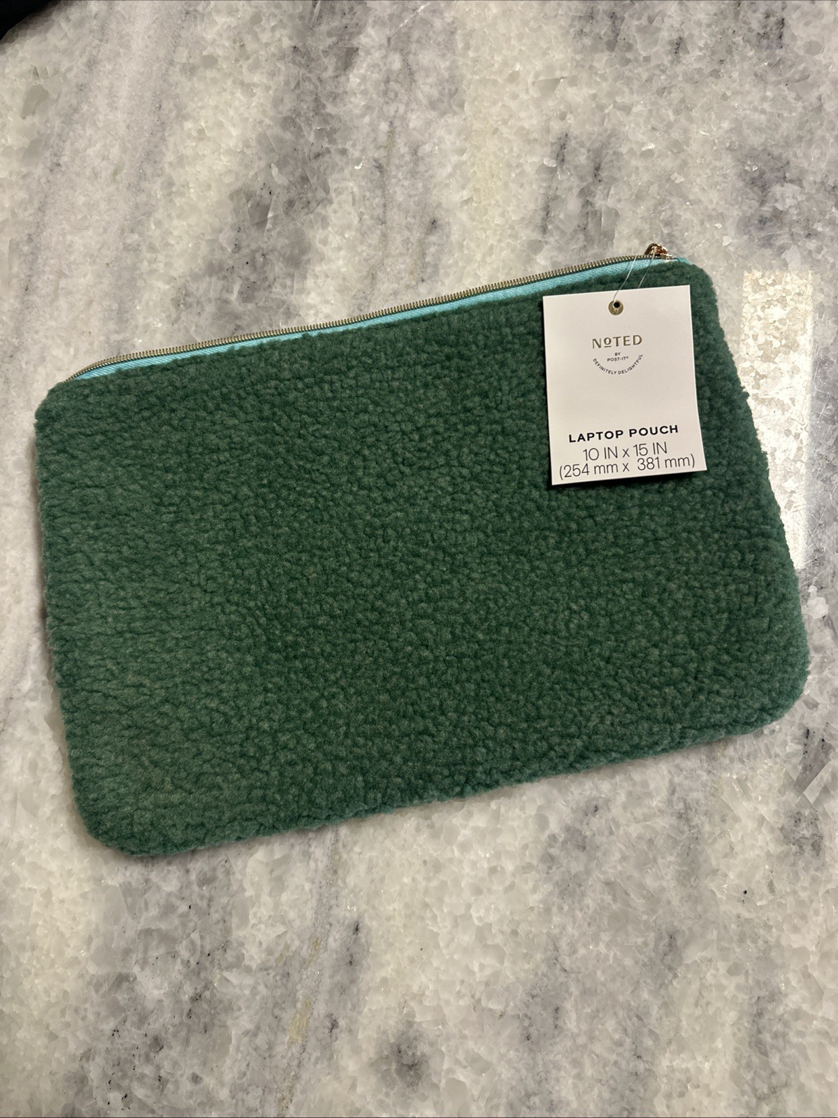 NOTED Post-it Laptop Pouch 10” x 15” Dark Green Fuzzy