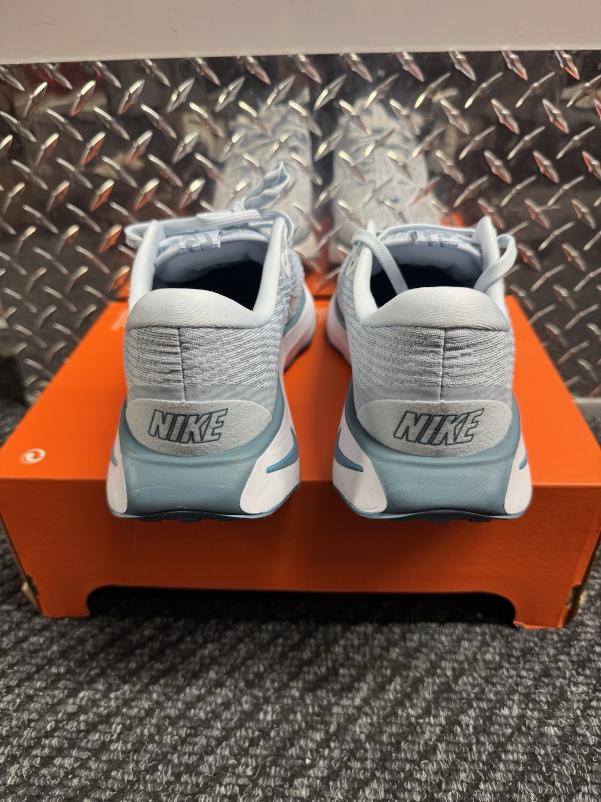 🔥 Brand New Nike Motiva Blue Tint DV1238 400 Women’s Size 10 Men’s 8.5