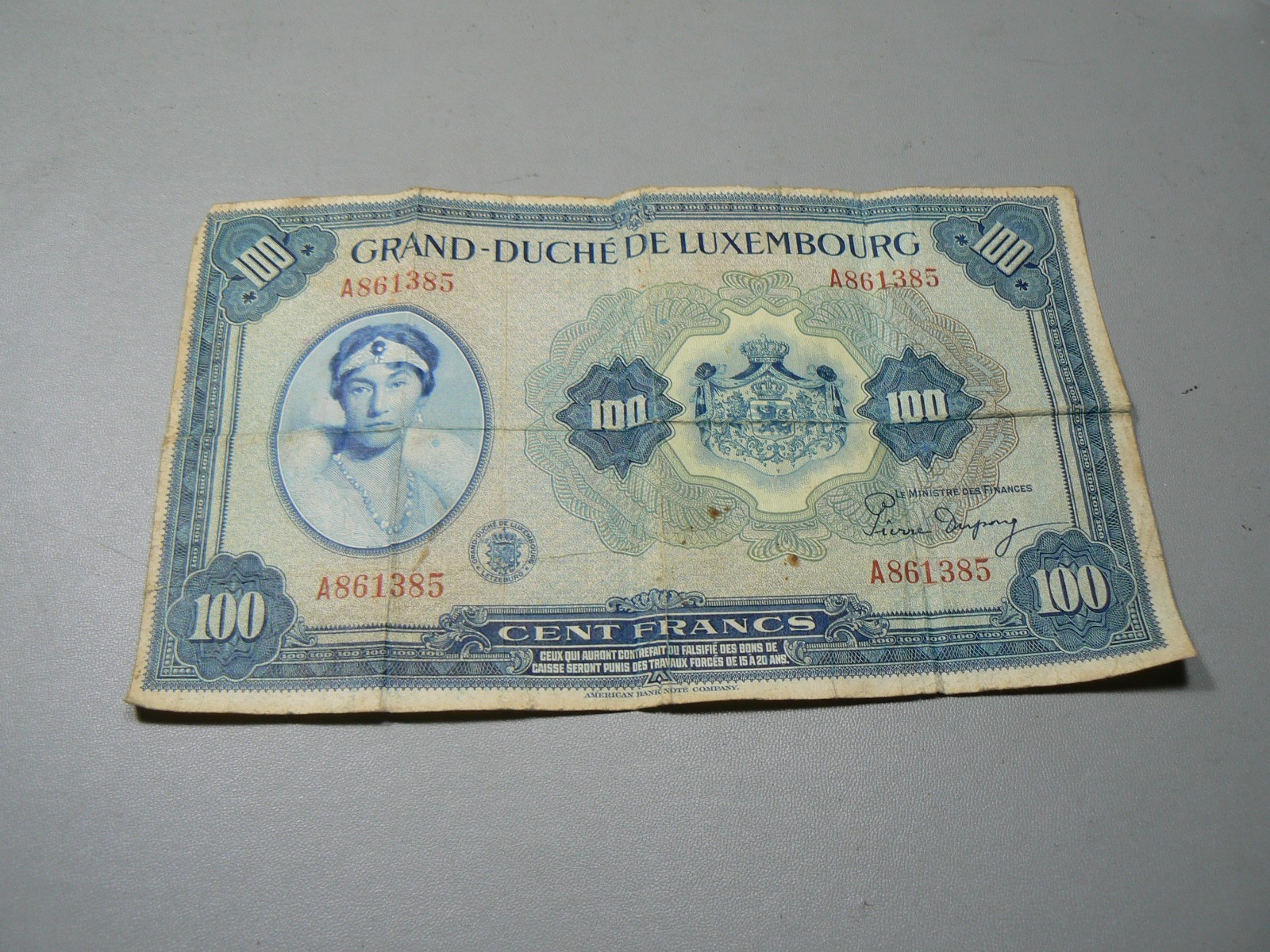 Luxembourg 100 Francs Banknote P47 WWII Era (1944)