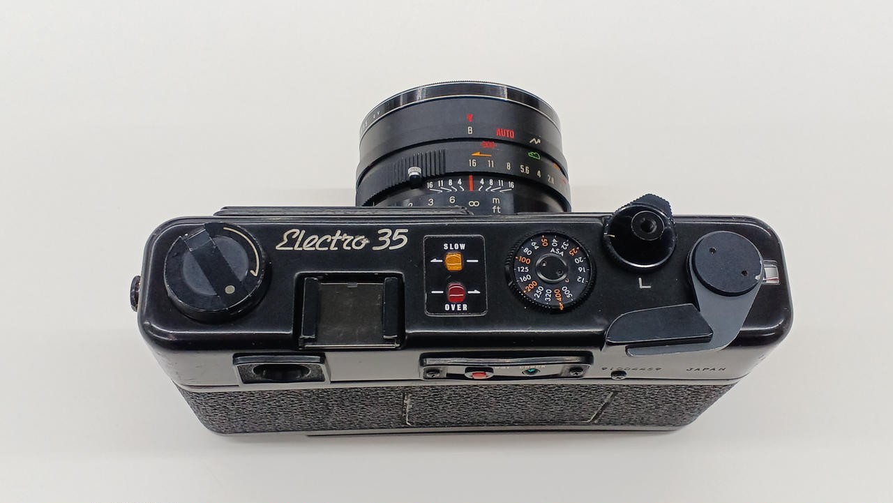 YASHICA ELECTRO35GT camera