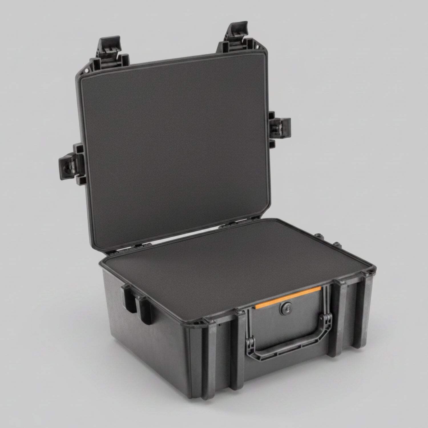Pelican V600 Vault Case – Open Box | Crushproof & Weather-Resistant