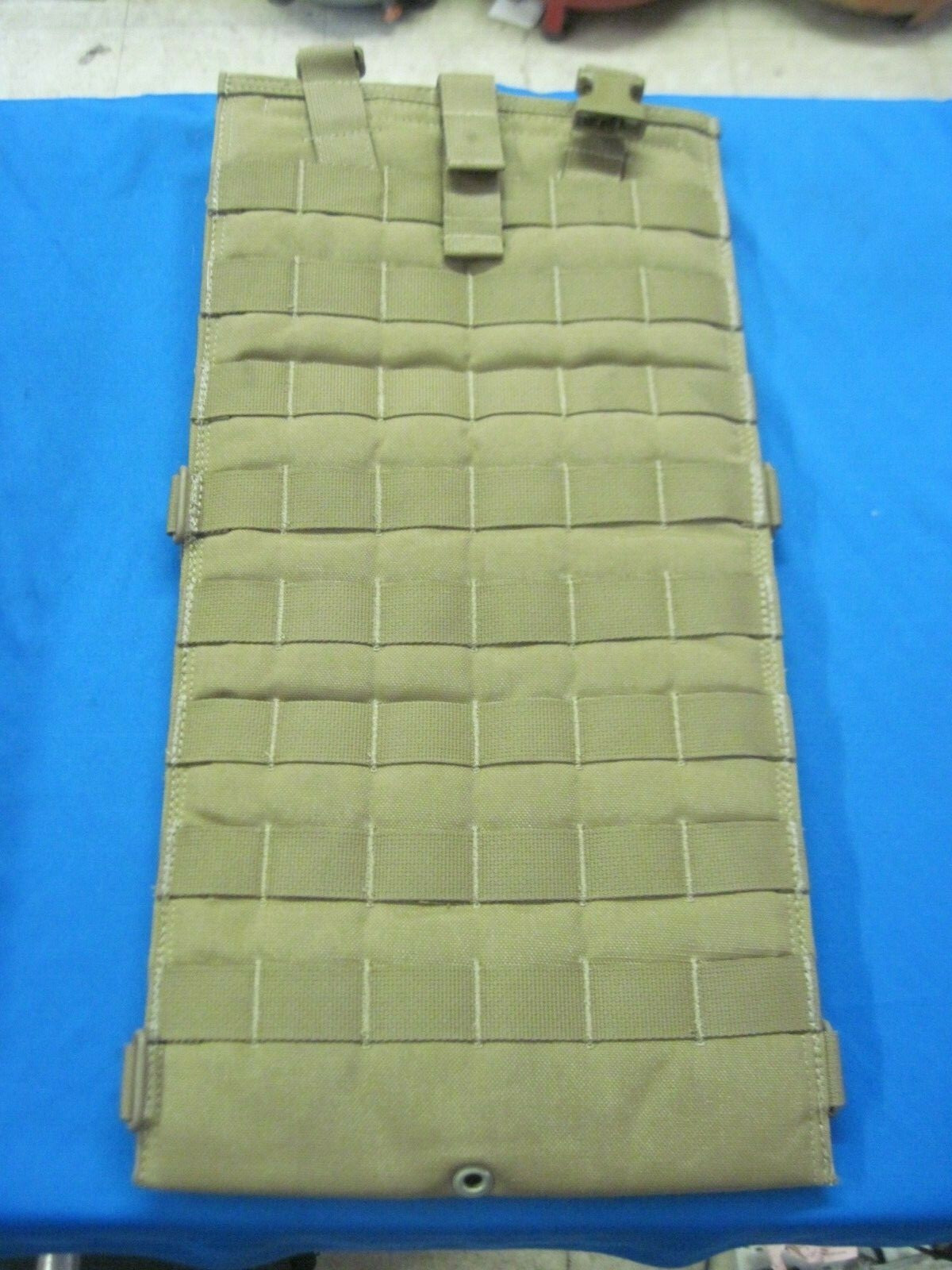 Eagle Inc. Coyote Brown Hydration System NSN: 8465-01-516-7960