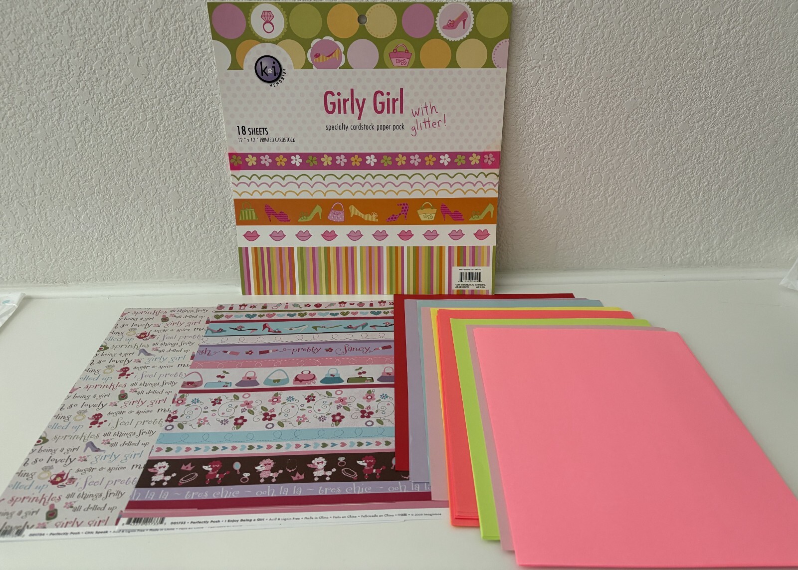 KI - Girly Girl 18-Sheet Pad with Glitter, 2 Single Sheets & Multi-Colored Paper