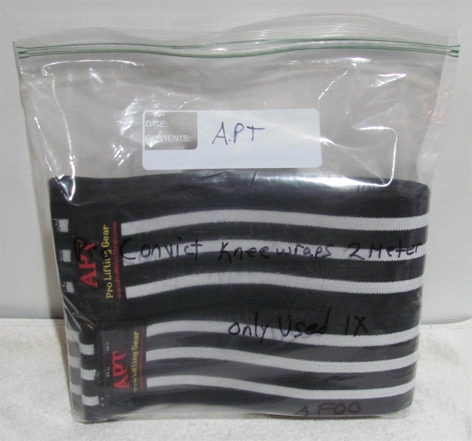 APT Convict Pro 2.0 Meter Knee Wraps (Only Used Once!)