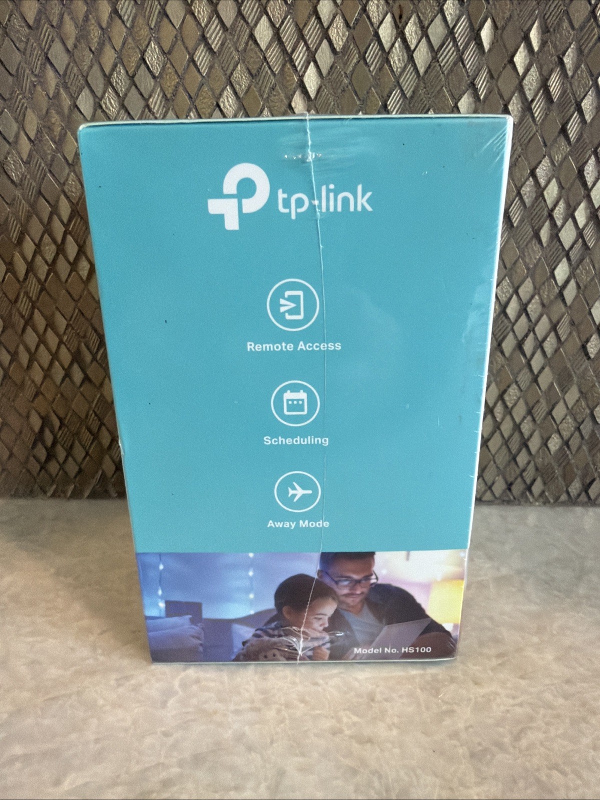 TP-Link HS100 Smart WiFi Plug Works With Google Assistant & Amazon Alexa