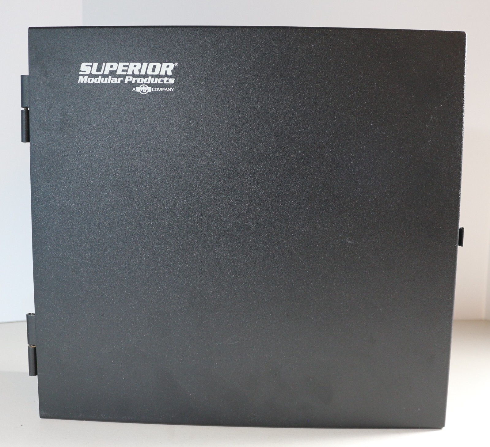 Superior Modular Products FiberopticX Wall Mount Cabinet WTC24B w/ 4 616MMST
