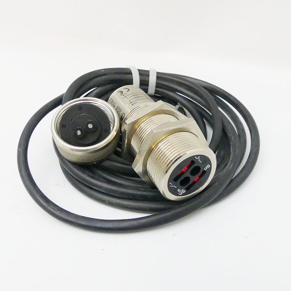 Sensopart FMS 30-34 U retro-reflective sensor + barrier -used-