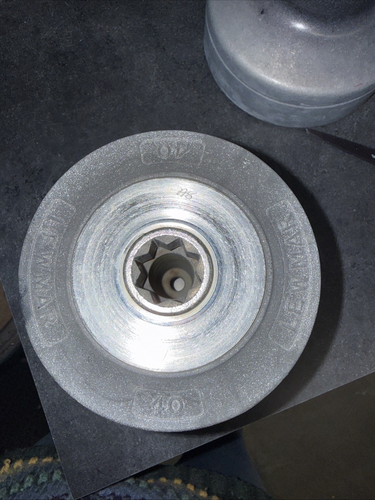 Lewmar 40 winch working take off aluminum 4904-0030