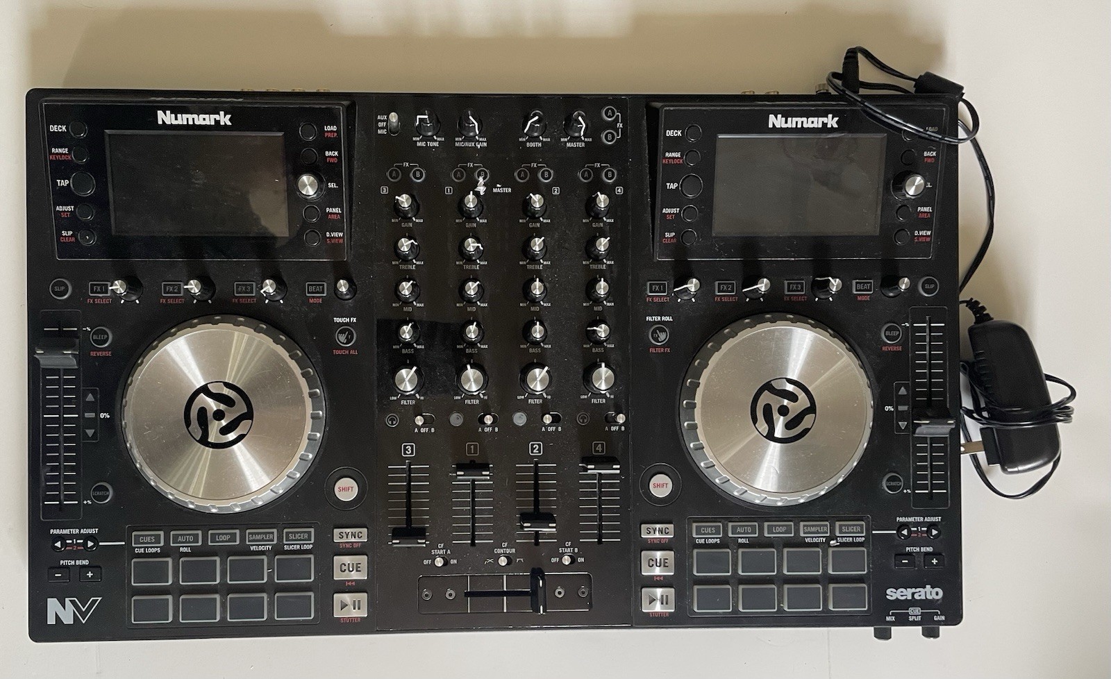 Numark NV 4-Deck Dual-Display USB DJ Controller Turn Tabletop - Black