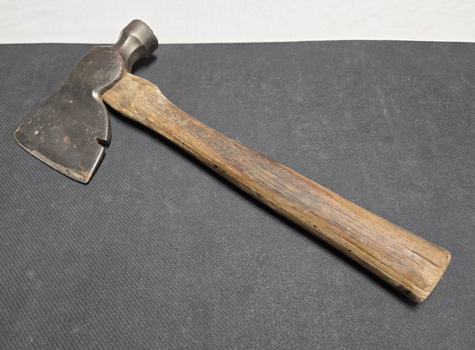 Vintage True Temper No. H Carpenter's Hatchet - Restored!
