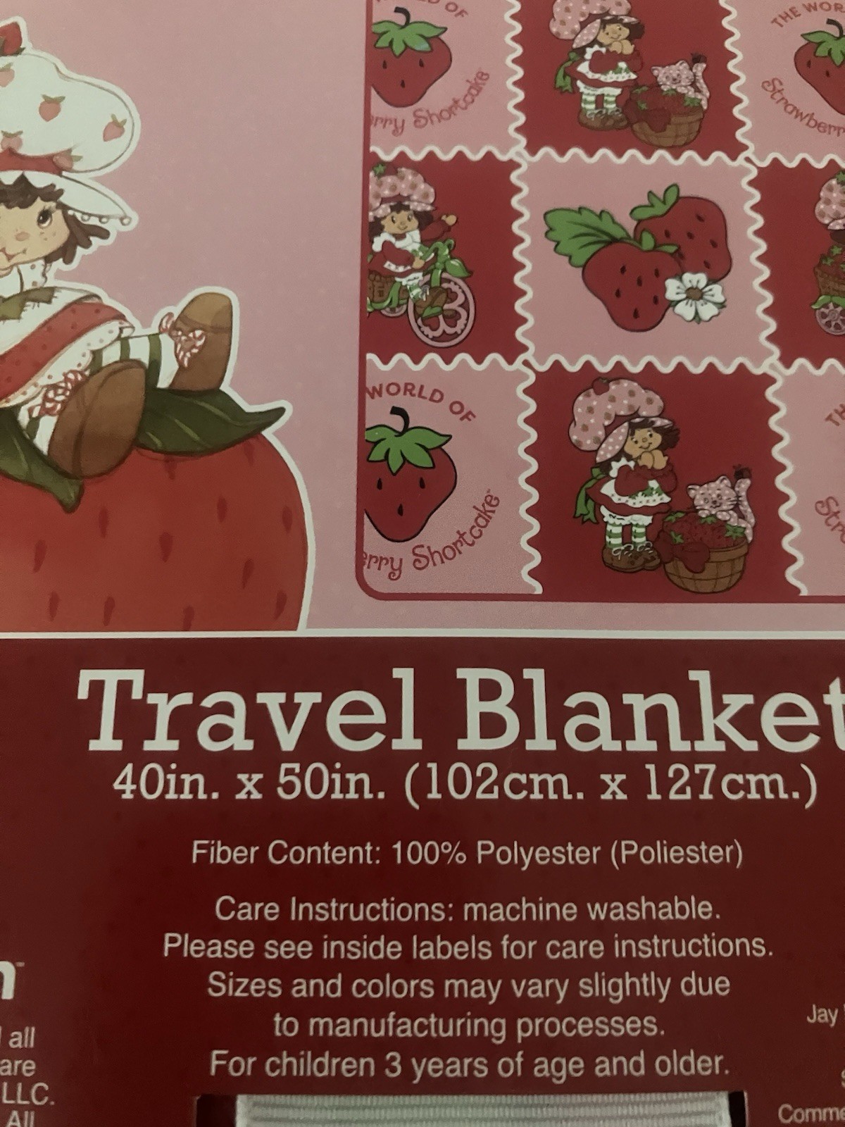 Strawberry Shortcake Blanket Throw 50”x 40” Lightweight Strawberries Custard