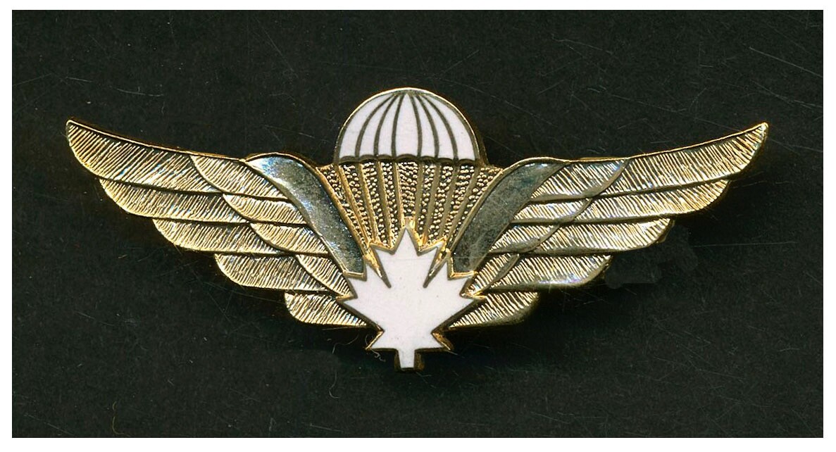 Canada Metal Para Wings, White Leaf  L305
