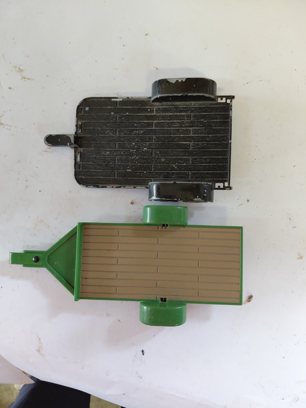 2 Ertl Trailers One John Deere Black One Missing Tire On Wheel
