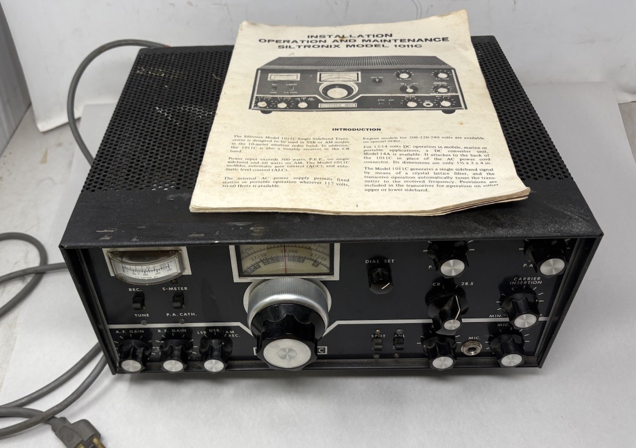Siltronix 1011C Ham Radio Transceiver Tested Powers On(1