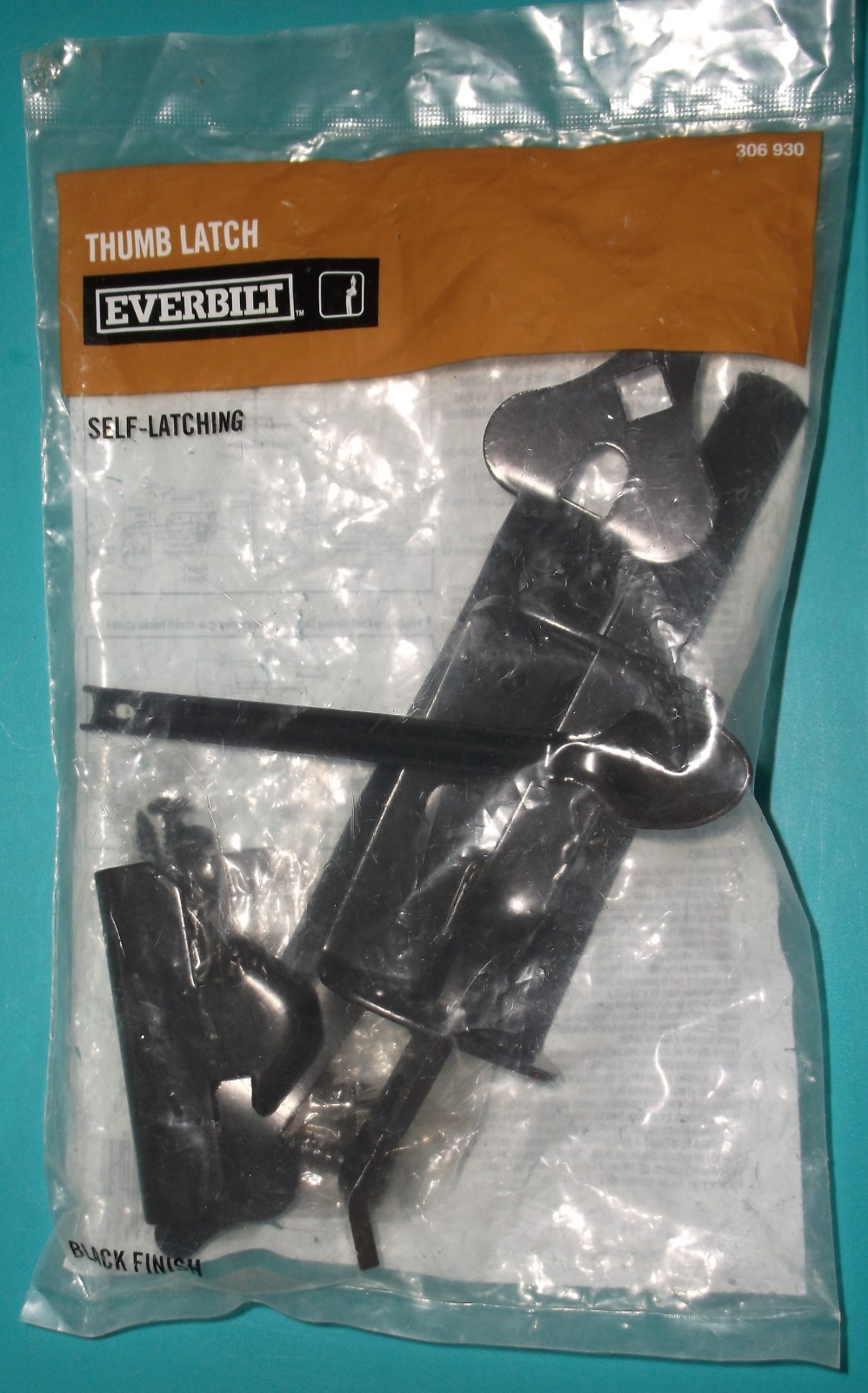 SELF LATCHING THUMB LATCH GATE HARDWARE EVERBILT BLACK FINISH ITEM 306 903 NEW