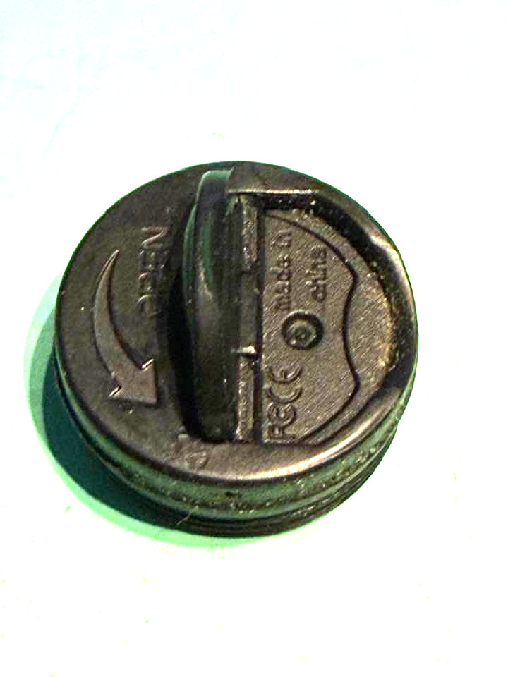 ORIGINAL OEM BATTERY CAP FOR LEUPOLD GX-1i GOLF RANGEFINDER