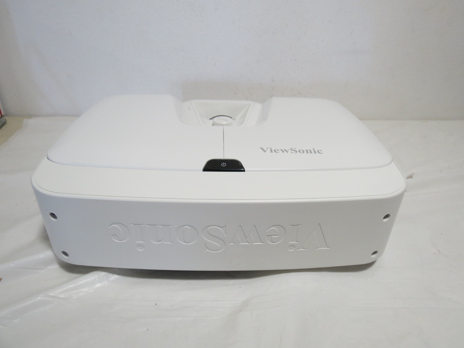 ViewSonic Pro8530HDL 5200 Lumens Installation Projector Used - Tested Working
